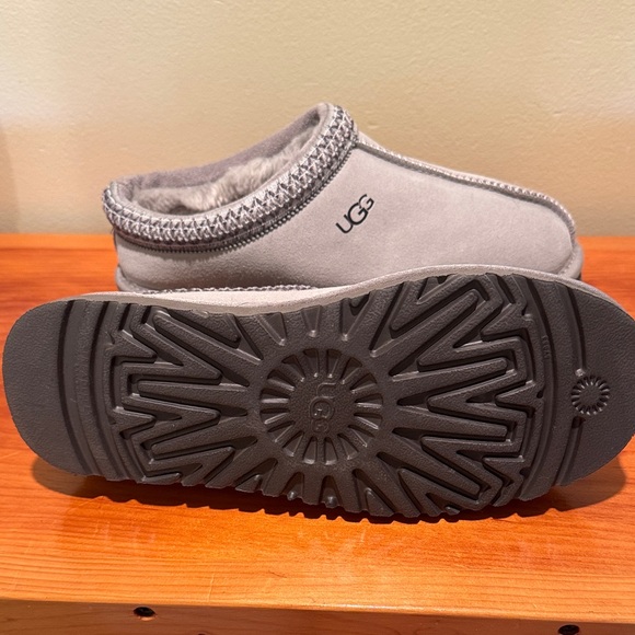 UGG Light Gray Suede Slip-Ons - Picture 5 of 5